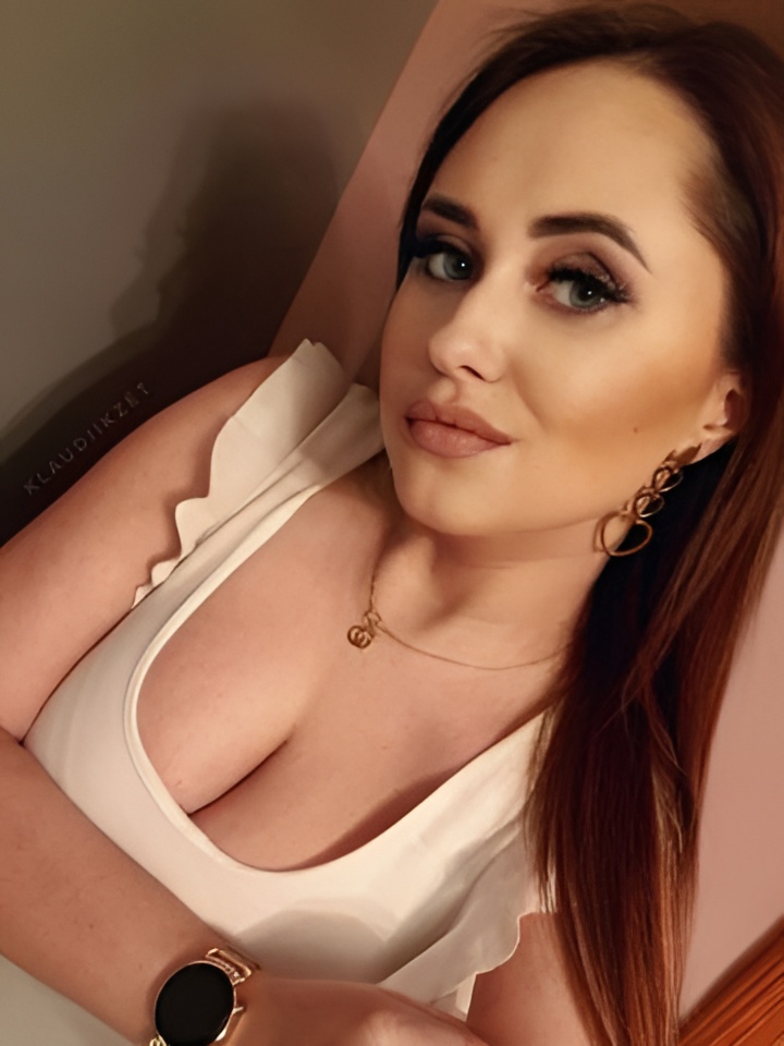 Елена привлекальеная девушка из Кисловодска цена от 10000 руб