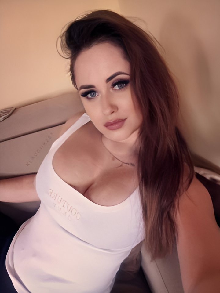 Индивидуалка Елена, доступна для личного знакомства от 10000 руб