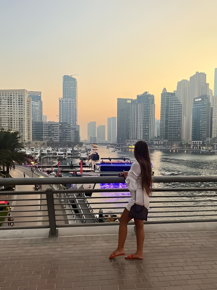 Сарра привлекальеная девушка из Кисловодска цена от 1500 руб