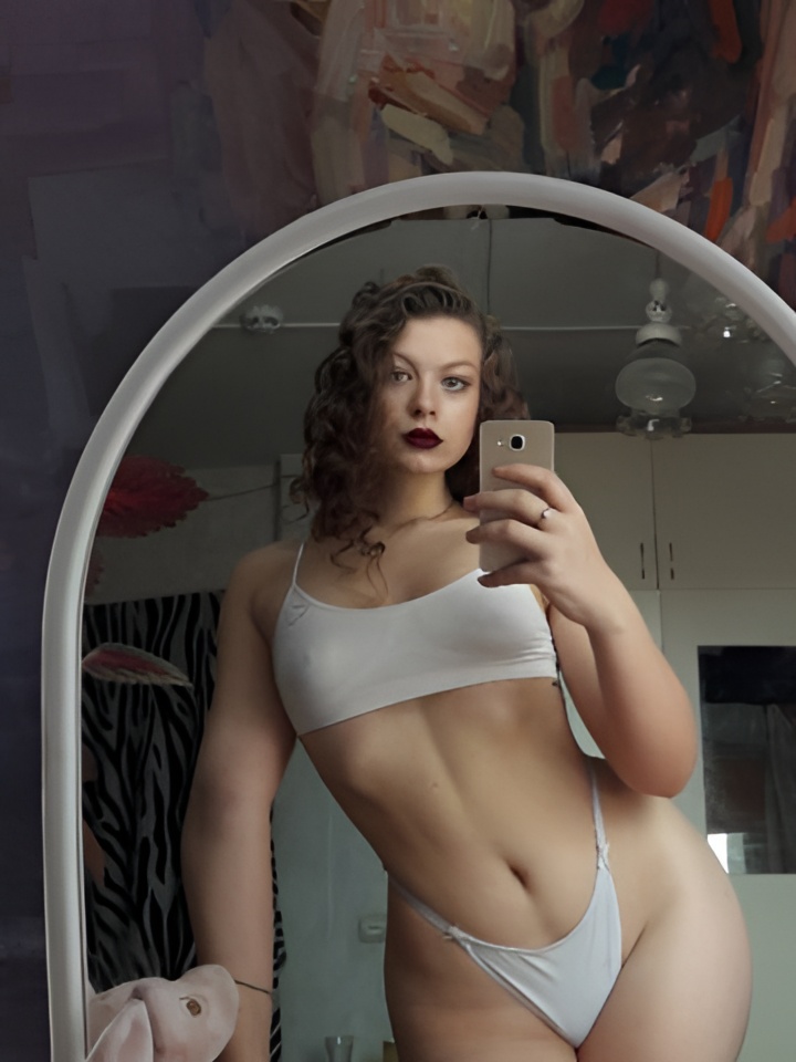 Снежана привлекальеная девушка из Кисловодска цена от 10000 руб