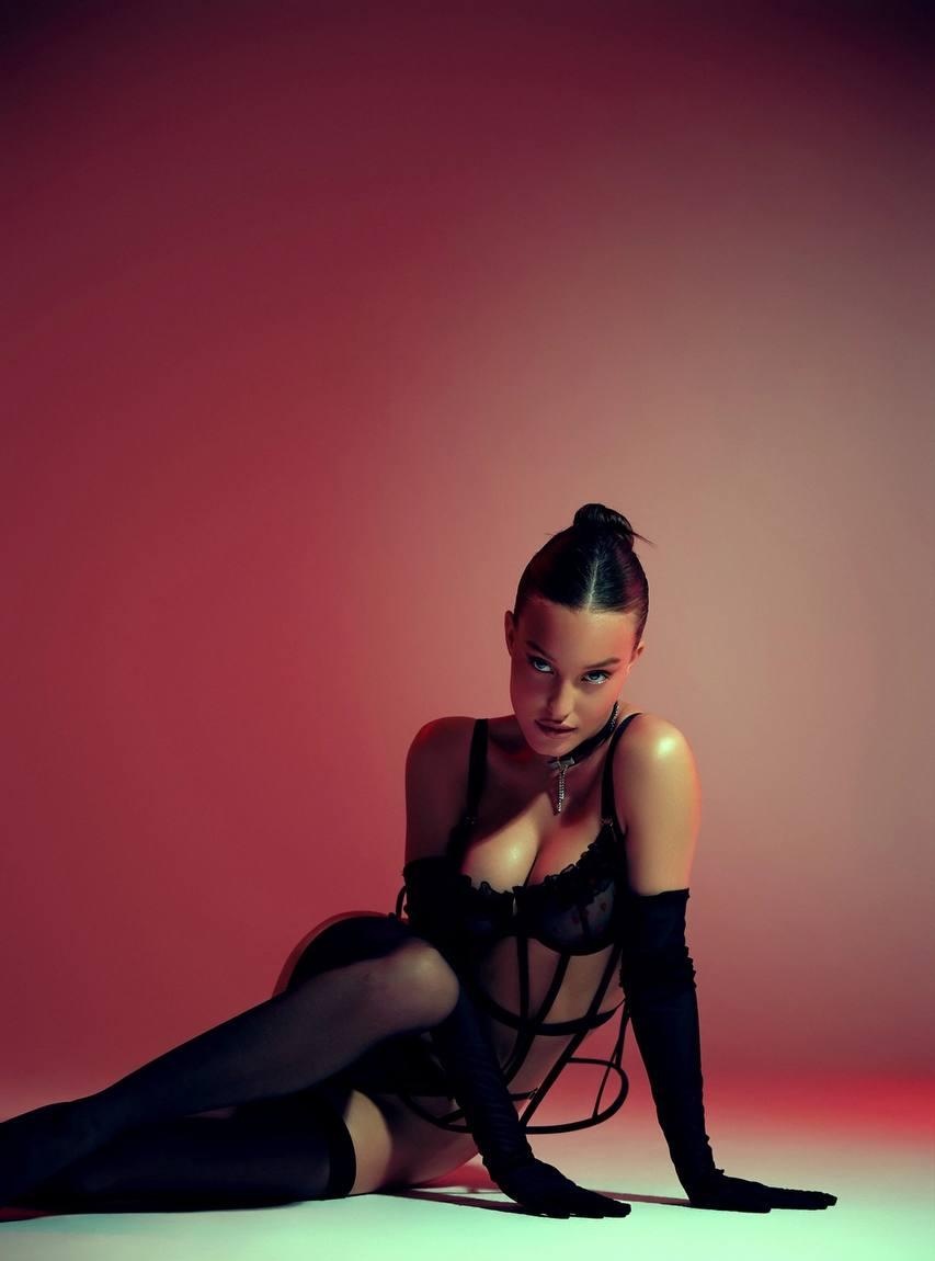 Дашута привлекальеная девушка из Кисловодска цена от 6000 руб