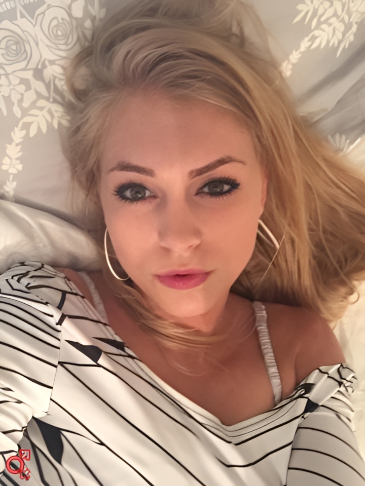 Индивидуалка Юля, доступна для личного знакомства от 1500 руб