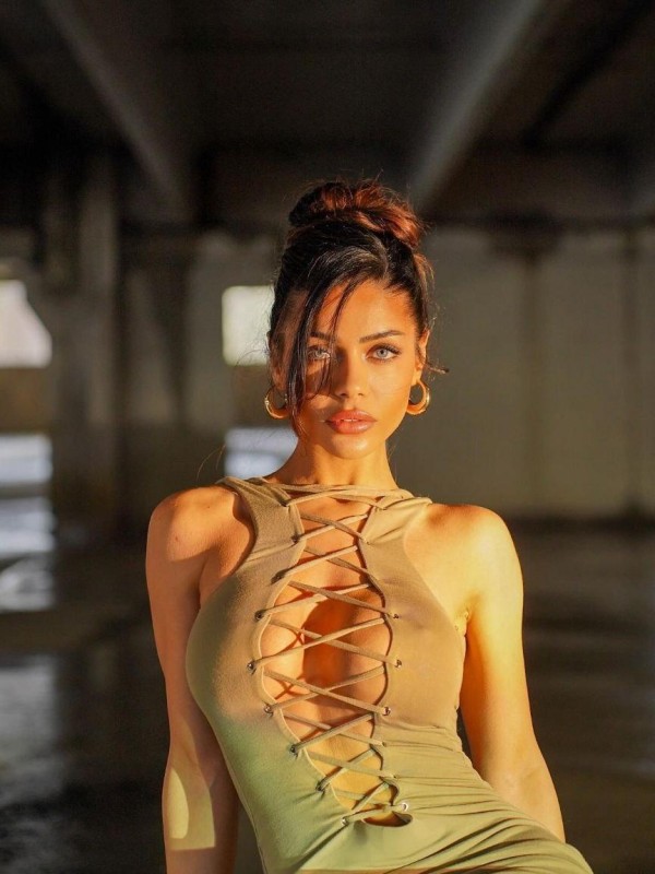 Настюша привлекательная девушка из Кисловодска цена от 8000 руб